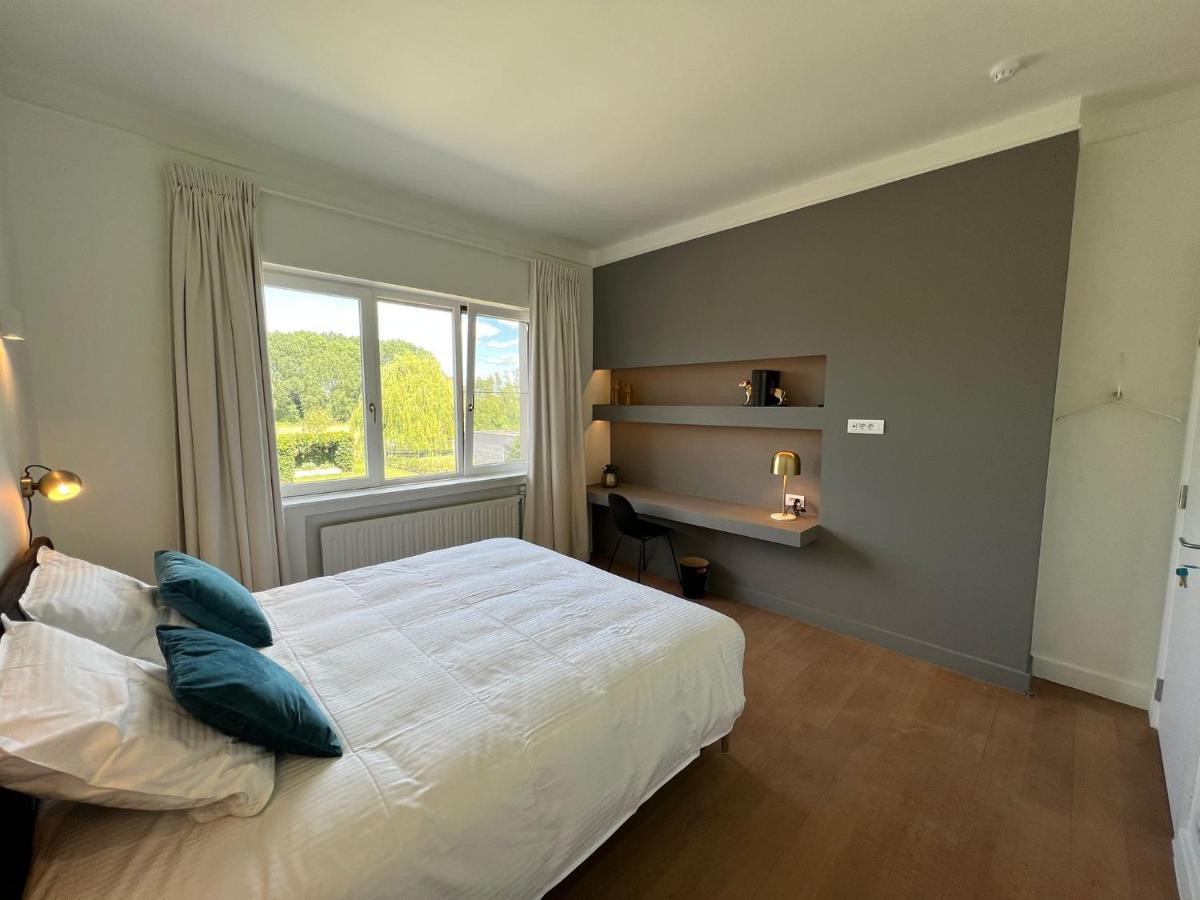 Bed and Breakfast Tuss Кортрейк Экстерьер фото